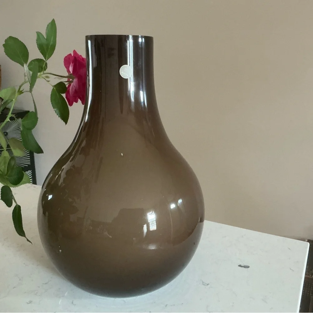 Vintage Christalleria Europa Made in Italy large mocha cased hand blowned vase